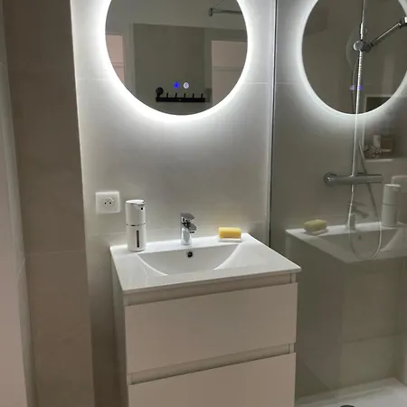 10 Min Palais Sunny Terrace Wi-fi Ac Cannes