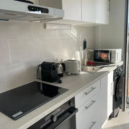 10 Min Palais Sunny Terrace Wi-fi Ac